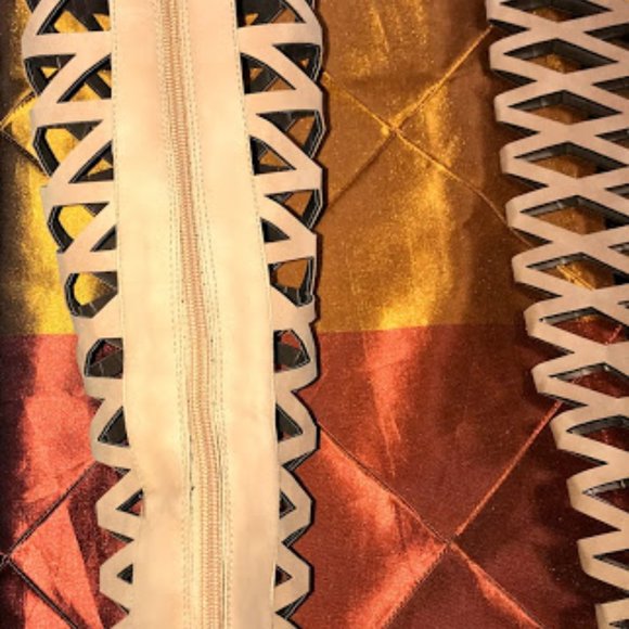 ❌SOLD❌Faux/Leather Cage - Picture 3 of 13